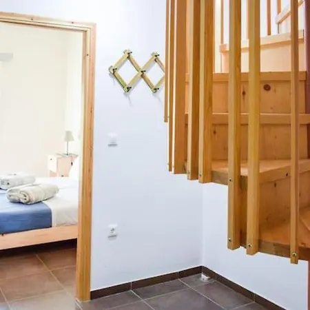 Appartement το μεγάλο αμπέλι Megalochori (Santorini)